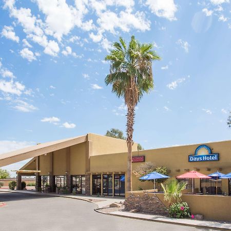 Days Hotel By Wyndham Peoria Glendale Area Экстерьер фото